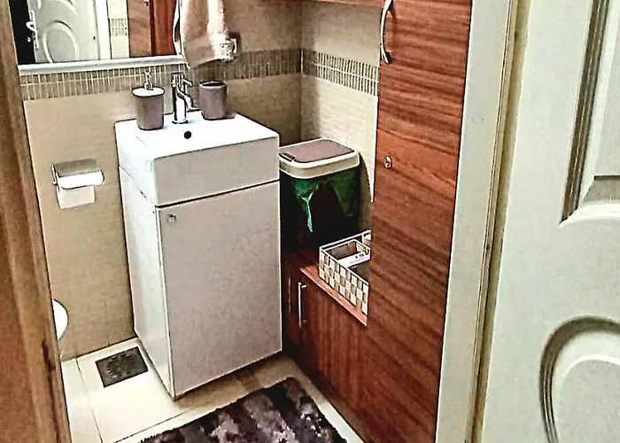 アパート Cabin-style ベオグラード